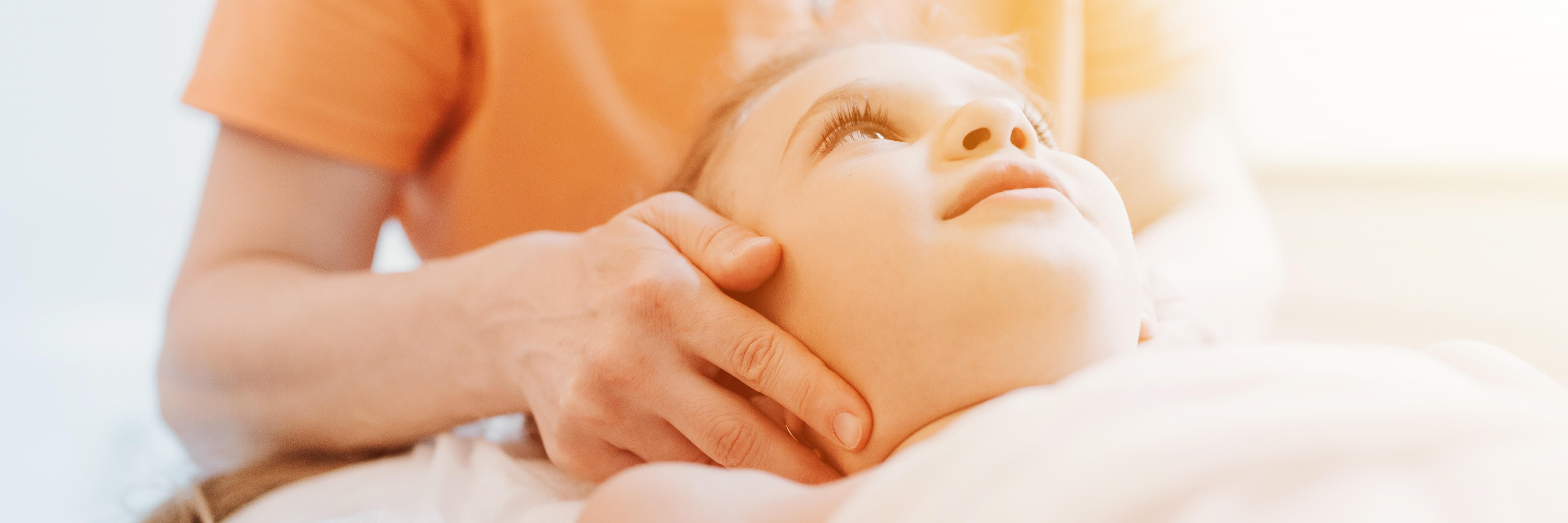 image of child on our chiro online ce page