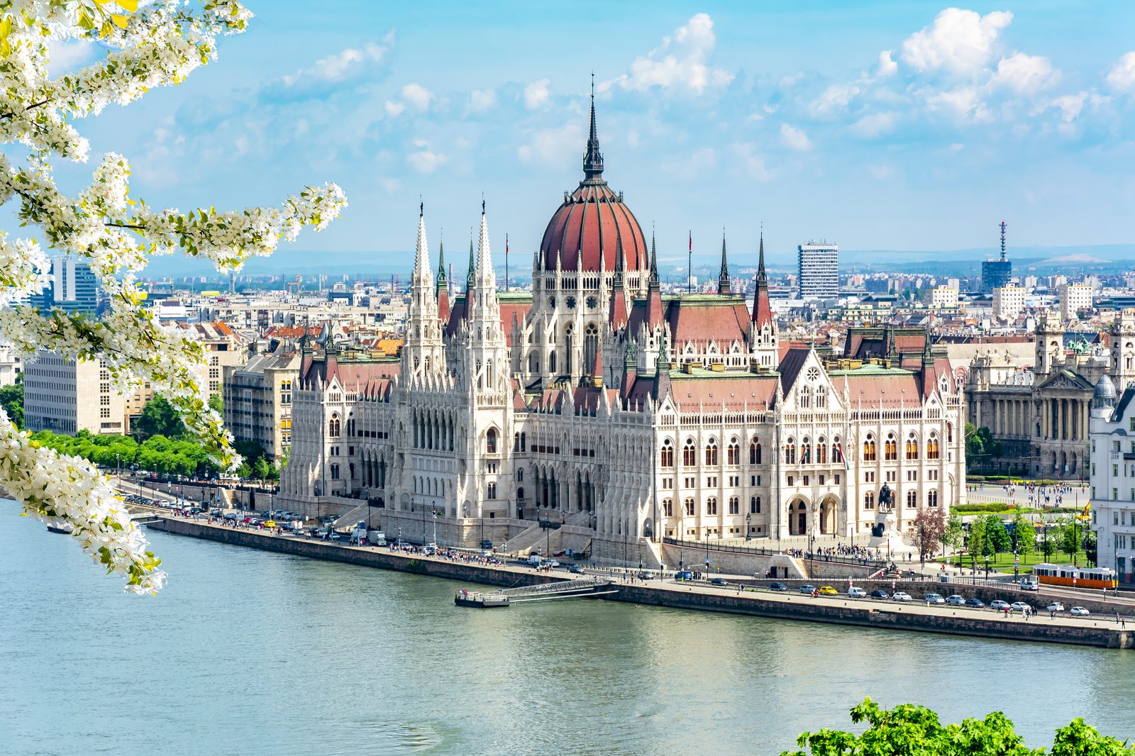 Hungarian landmark — Hungary chiropractic continuing education and regulation, CCEDseminars