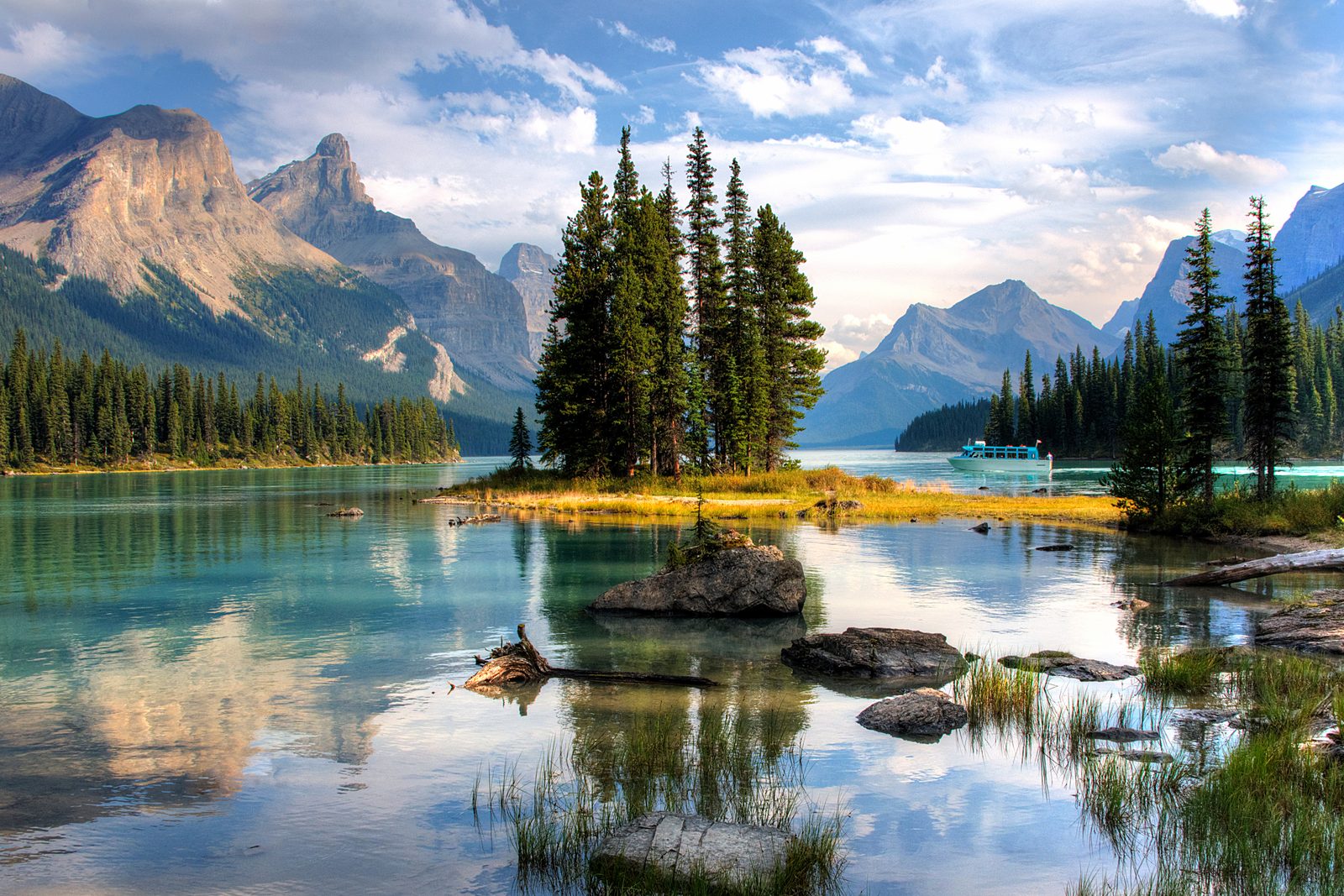 Alberta Rocky Mountain landscape — Alberta chiropractic continuing competence requirements guide