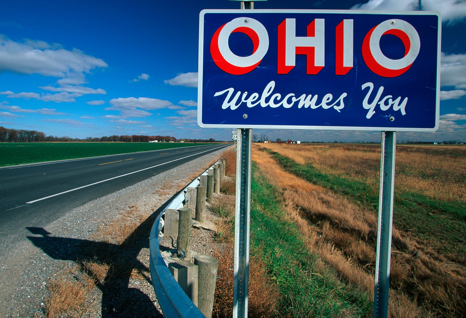 Ohio Welcomes You highway sign — Ohio chiropractic CE requirements guide